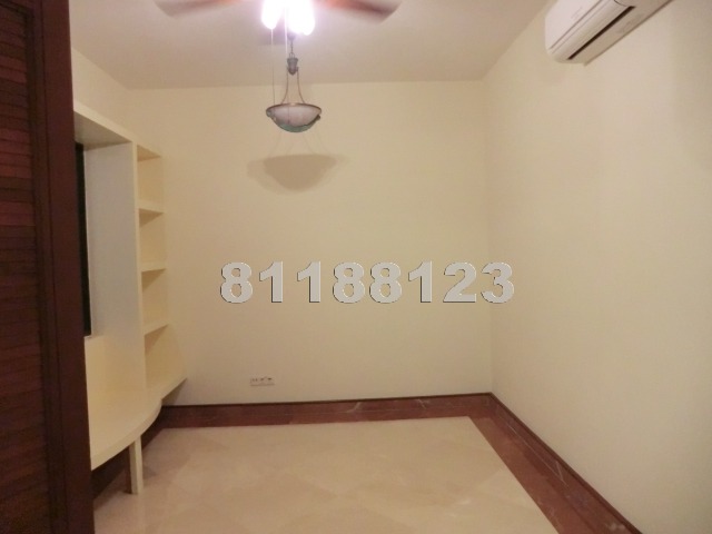 Pebble Bay (D15), Condominium #986502